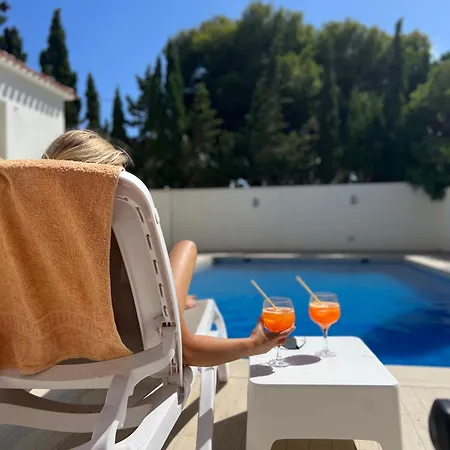 Alicante Дом отдыха *