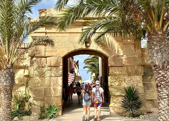 Alicante Tatil Evi *